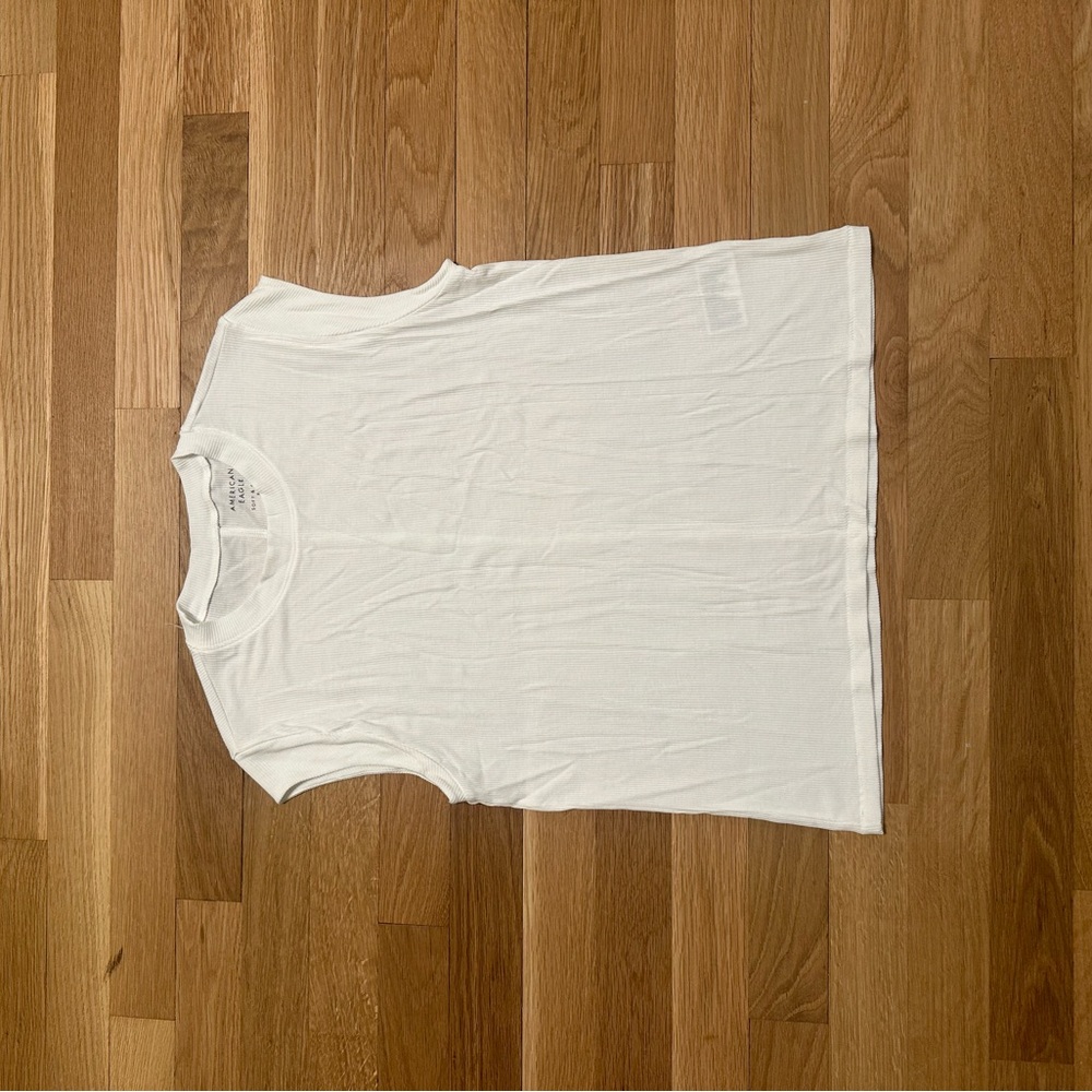 American Eagle Outfitters Muscle Tee Top